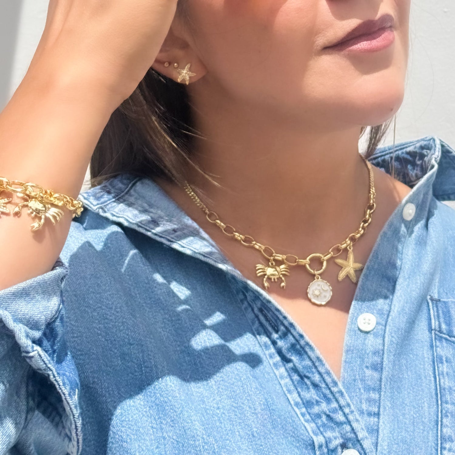 CHARM BAR